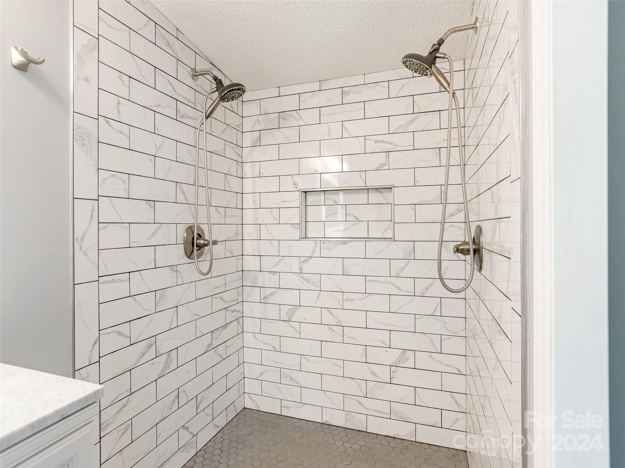 1067 Holbert Road Hendersonville, NC 28791 - Photo 20 of 36 Gallery Image 20