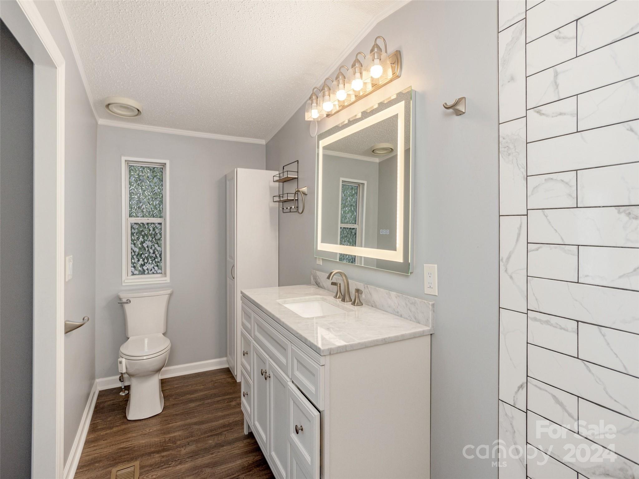 1067 Holbert Road Hendersonville, NC 28791 - Photo 21 of 36 Gallery Image 21