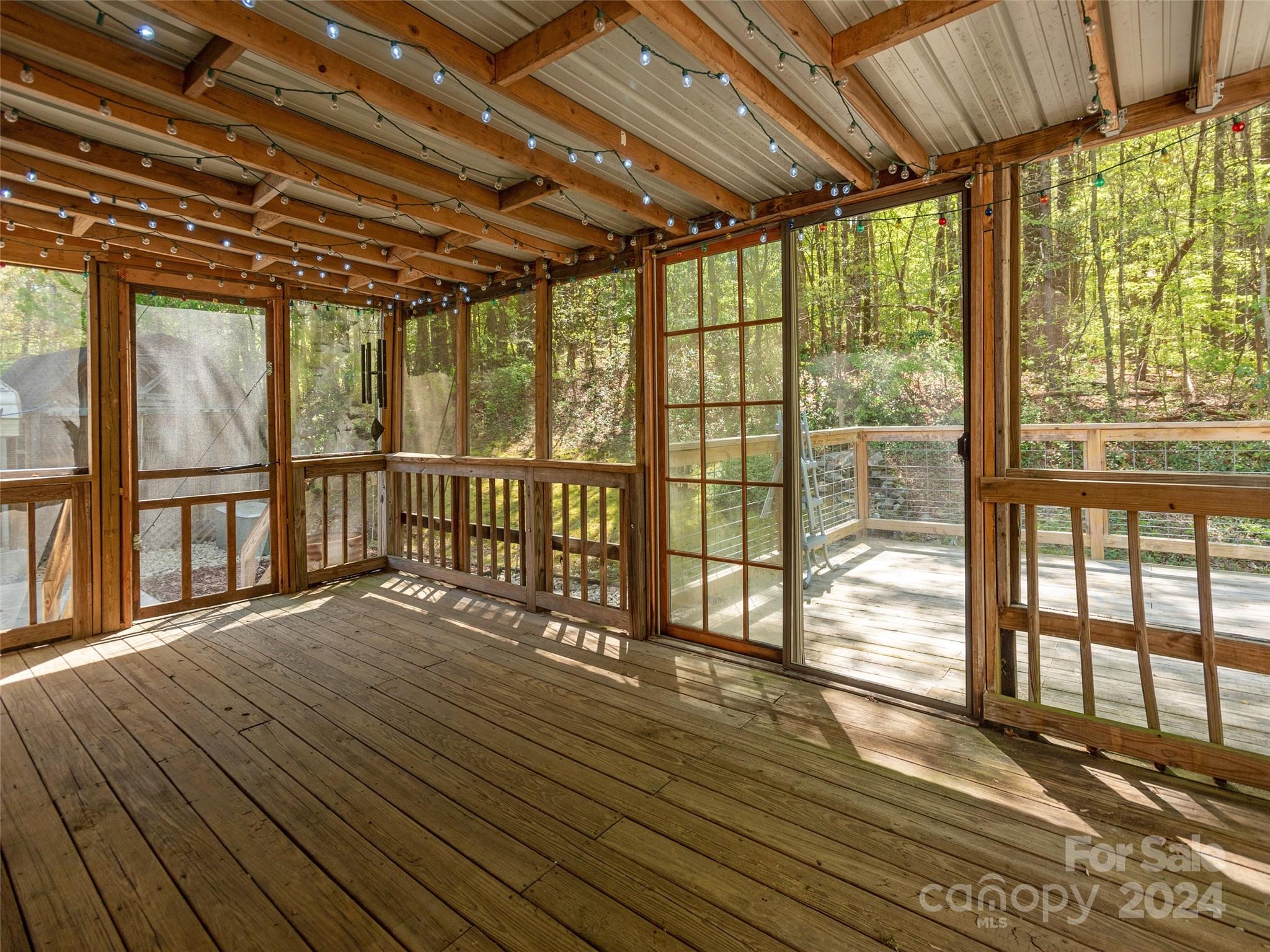 1067 Holbert Road Hendersonville, NC 28791 - Photo 25 of 36 Gallery Image 25