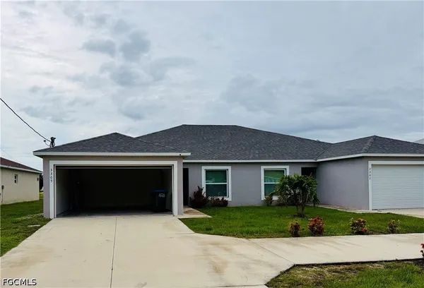 $1,750 | 3305 Southwest 15th Place, Cape Coral, FL 33914