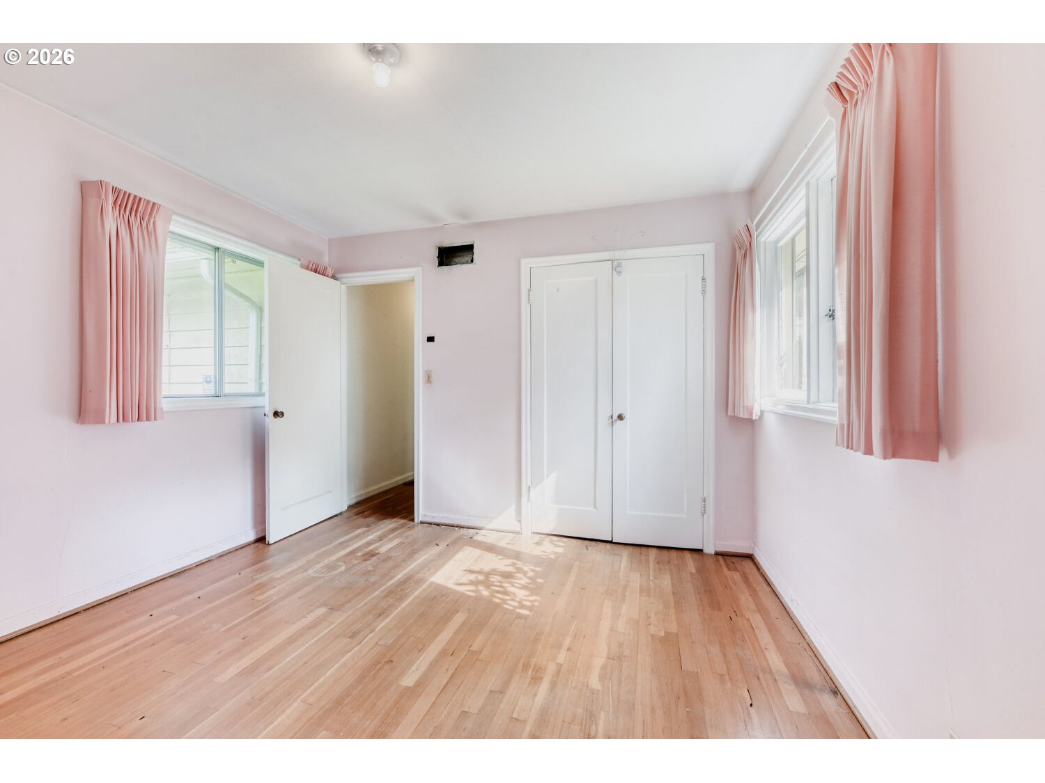 2415 Southwest Boundary Street Portland, OR 97239 - Photo 17 of 22 Gallery Image 17