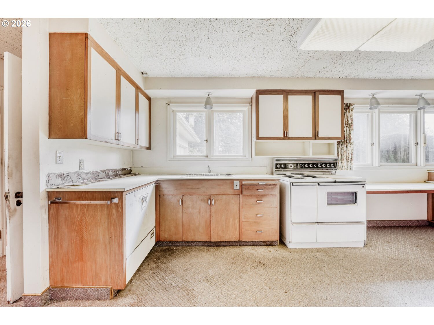 2415 Southwest Boundary Street Portland, OR 97239 - Photo 9 of 22 Gallery Image 9