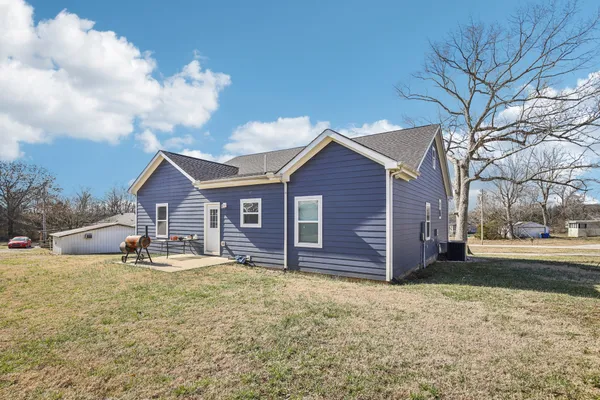 $350,000 | 103 Deer Lane, Russellville, KY 42276