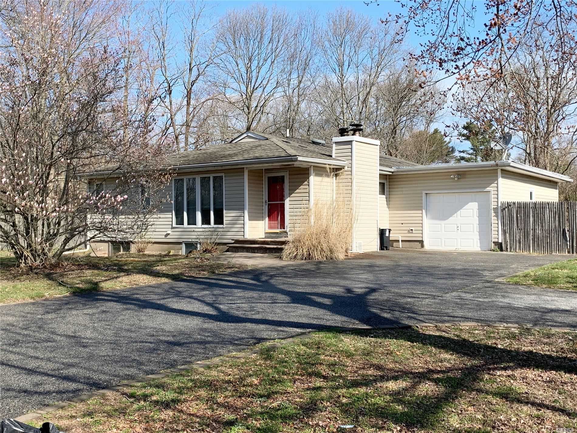 381 North Country Road Sound Beach, NY 11789 - Photo 1 of 19