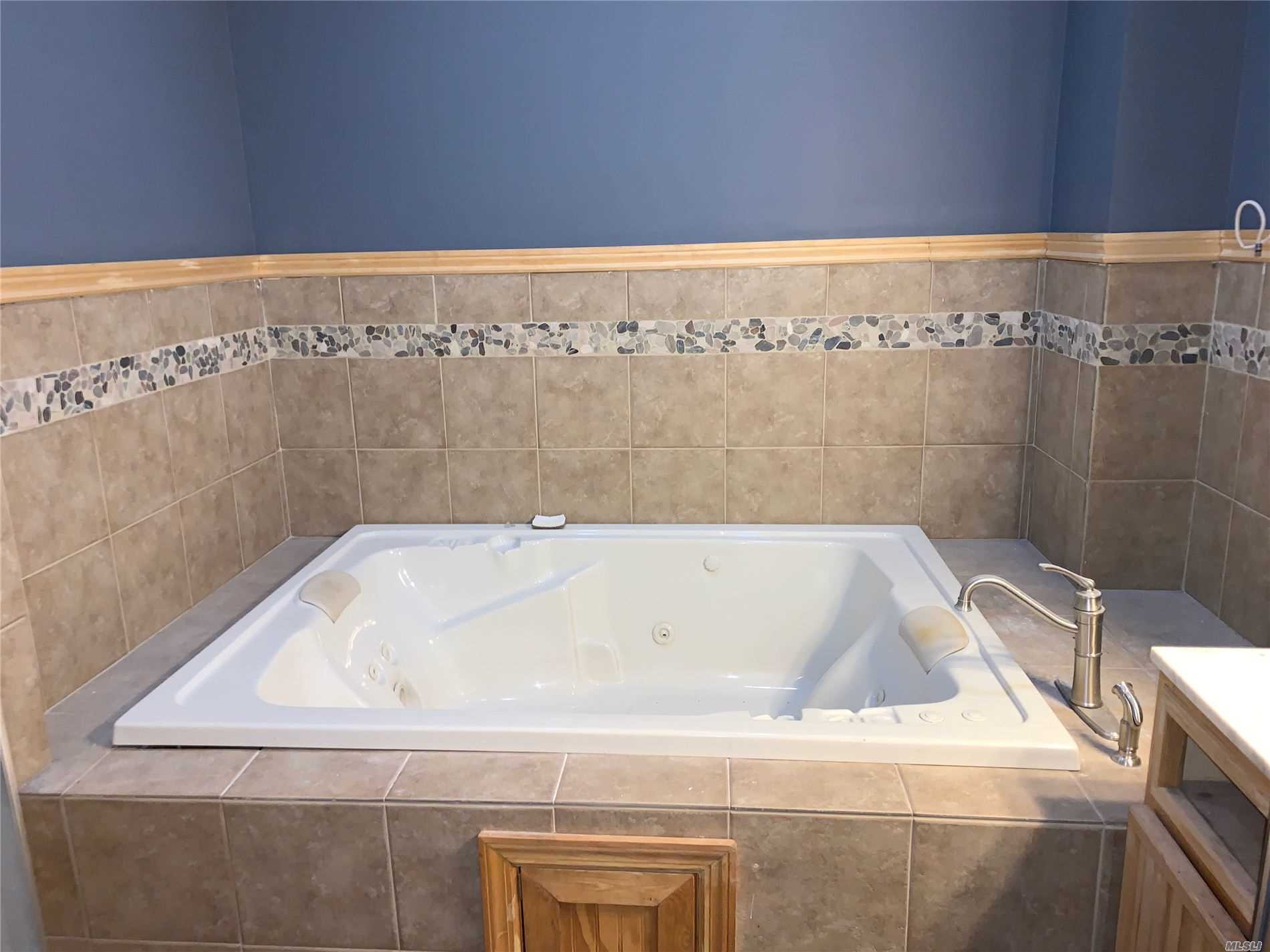 381 North Country Road Sound Beach, NY 11789 - Photo 13 of 19