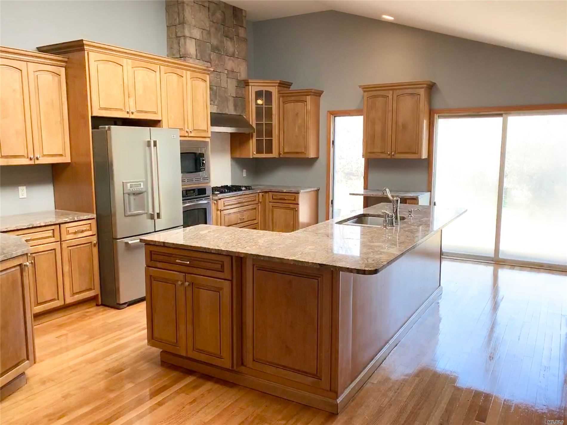 381 North Country Road Sound Beach, NY 11789 - Photo 3 of 19