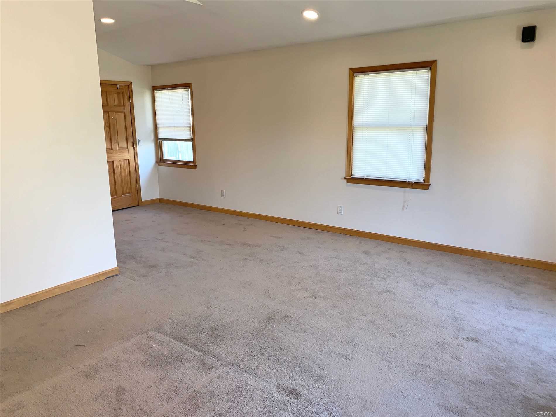 381 North Country Road Sound Beach, NY 11789 - Photo 10 of 19