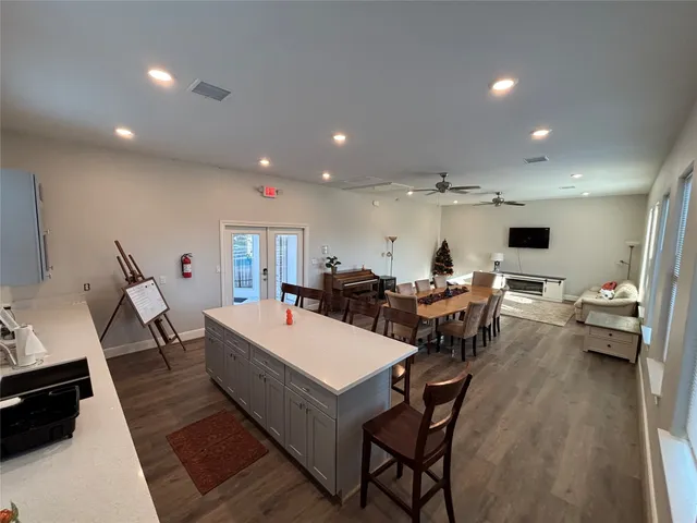 $1,880 | 504 Nursery Road, Unit 1209, The Woodlands, TX 77380