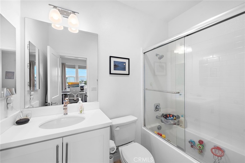 339 Ford Road Costa Mesa, CA 92627 - Photo 18 of 24