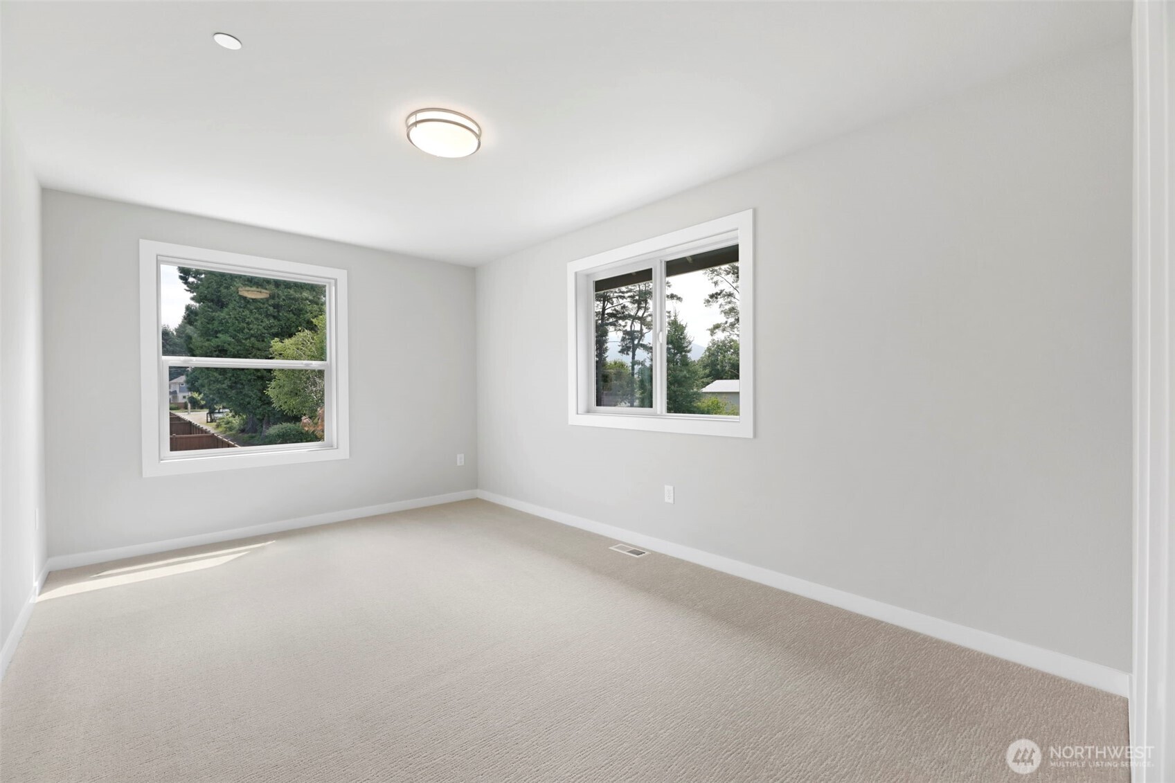 33720 Northeast 42nd Street Carnation, WA 98014 - Photo 10 of 21