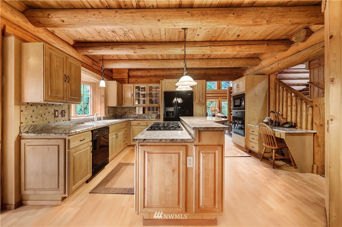 16126 Dubuque Road Snohomish, WA 98290 - Photo 11 of 40 Gallery Image 11