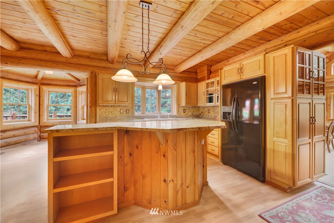 16126 Dubuque Road Snohomish, WA 98290 - Photo 12 of 40 Gallery Image 12