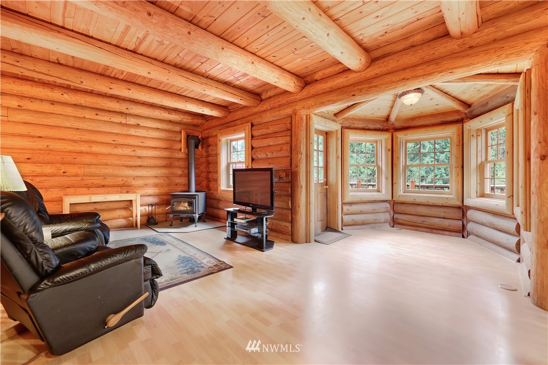16126 Dubuque Road Snohomish, WA 98290 - Photo 15 of 40 Gallery Image 15