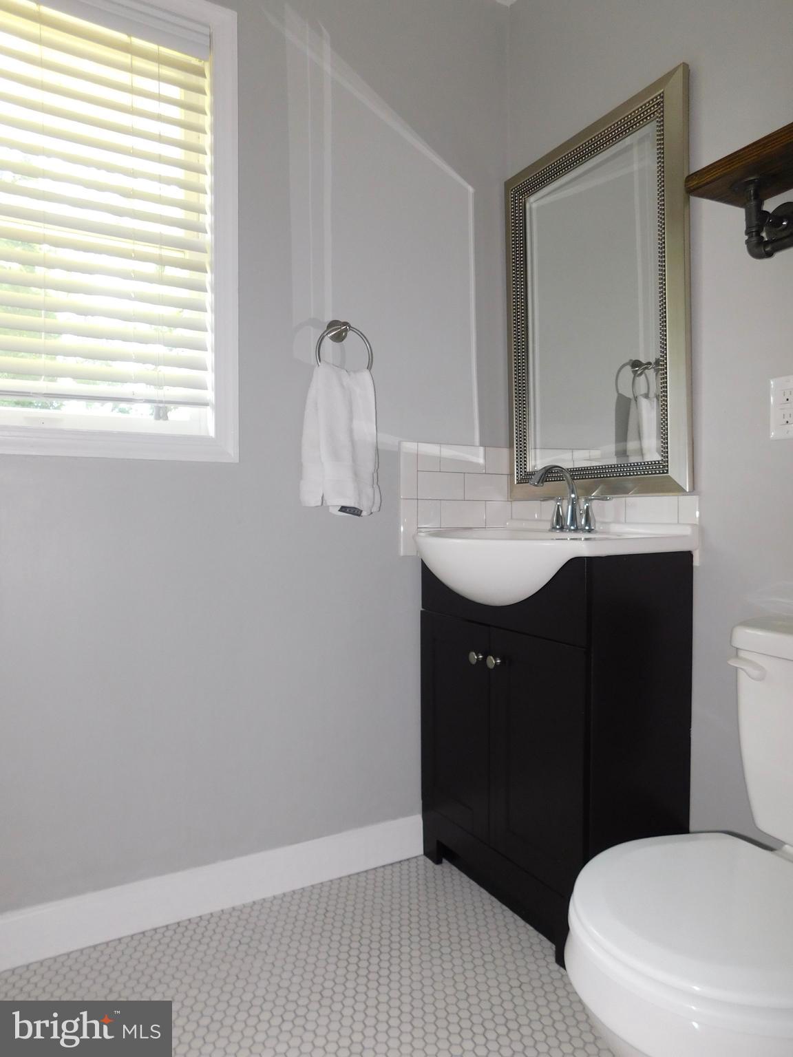 79 Minnick Road Inwood, WV 25428 - Photo 31 of 37 En suite