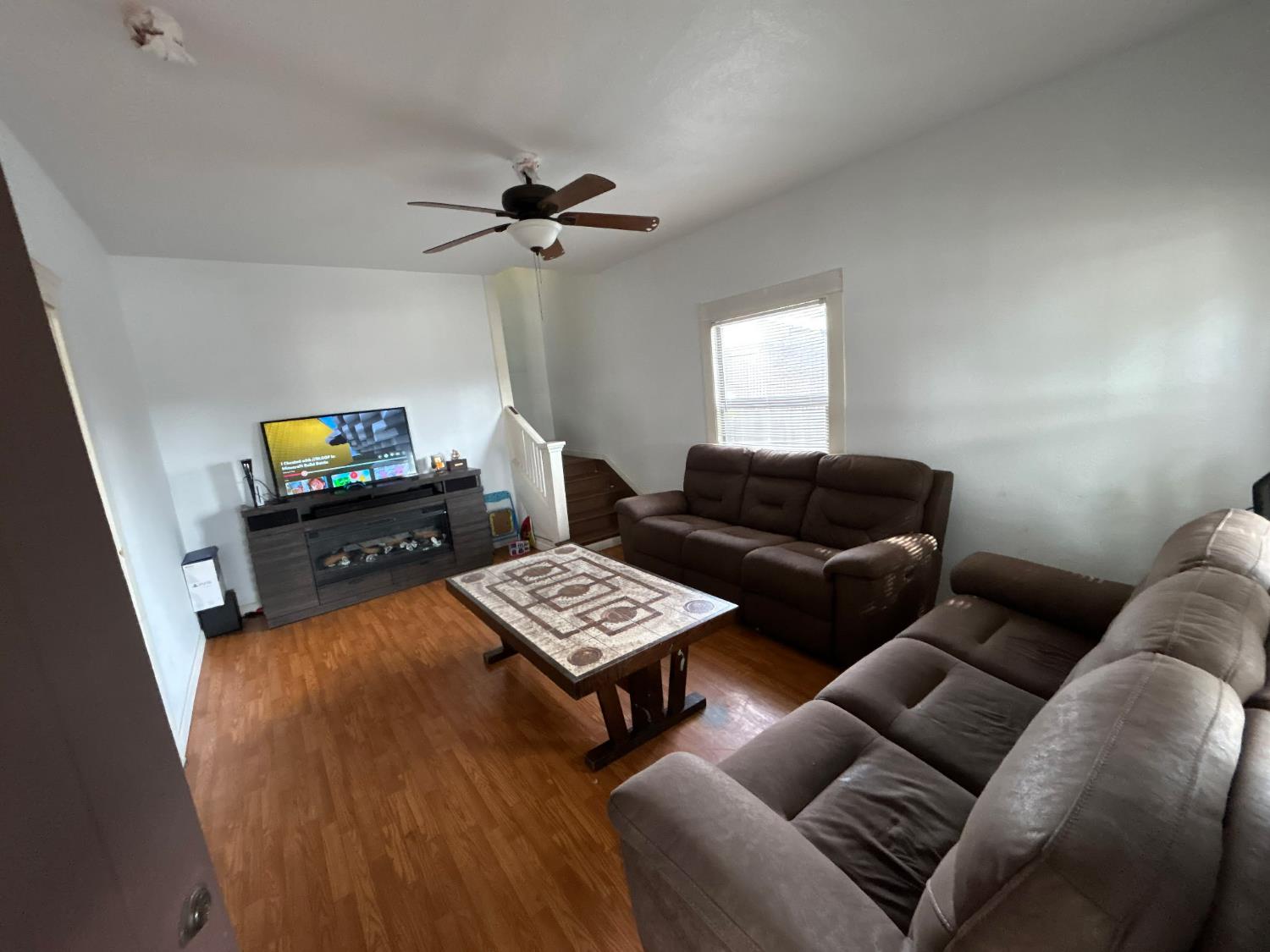 718 6th Street Modesto, CA 95354 - Photo 5 of 46