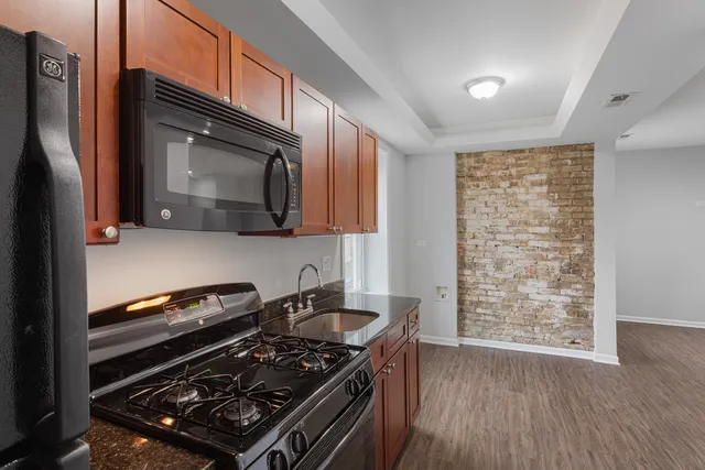 $1,675 | 7726 North Ashland Avenue, Unit E1, Chicago, IL 60626