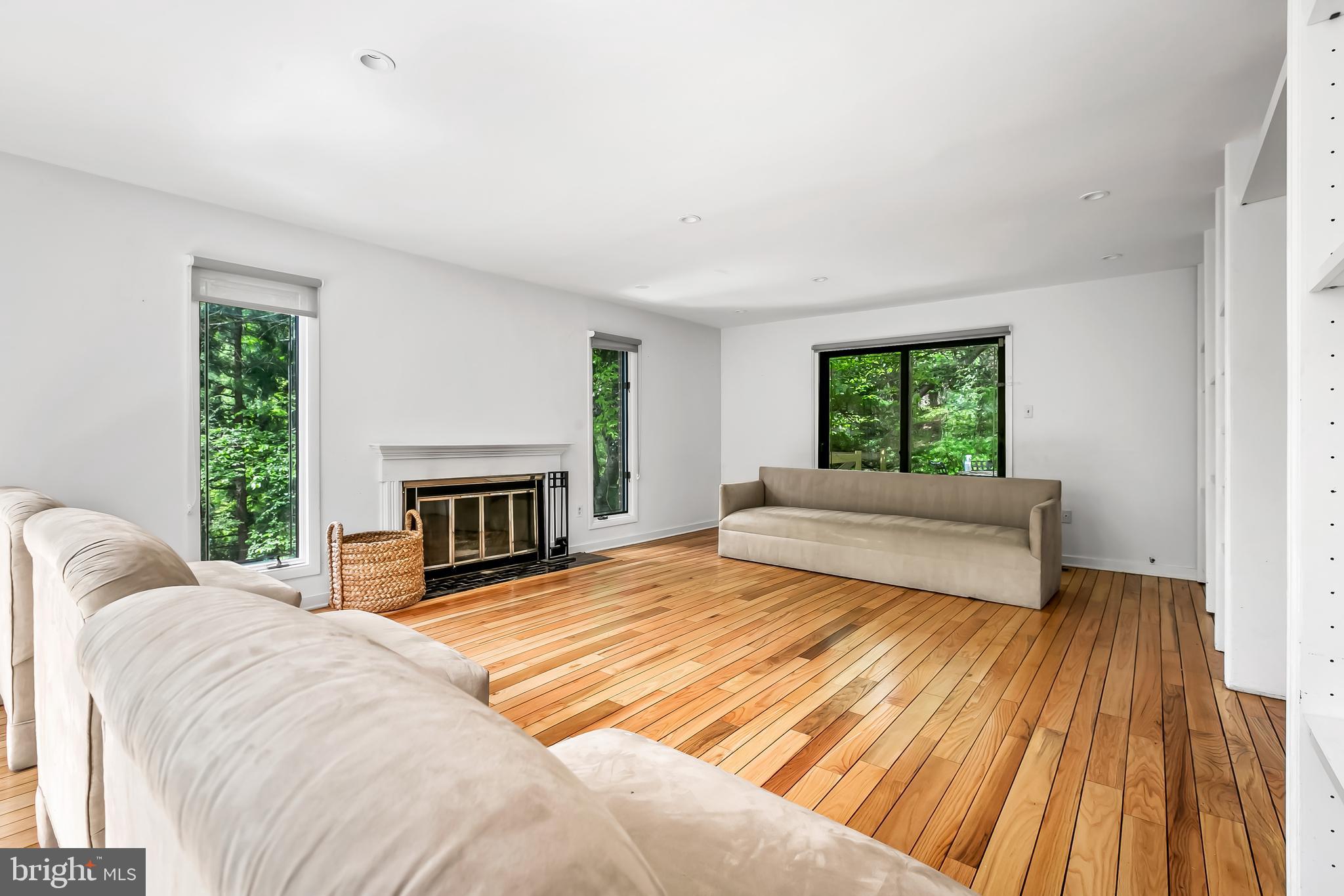 1102 Bryn Mawr Road Baltimore, MD 21210 - Photo 12 of 66