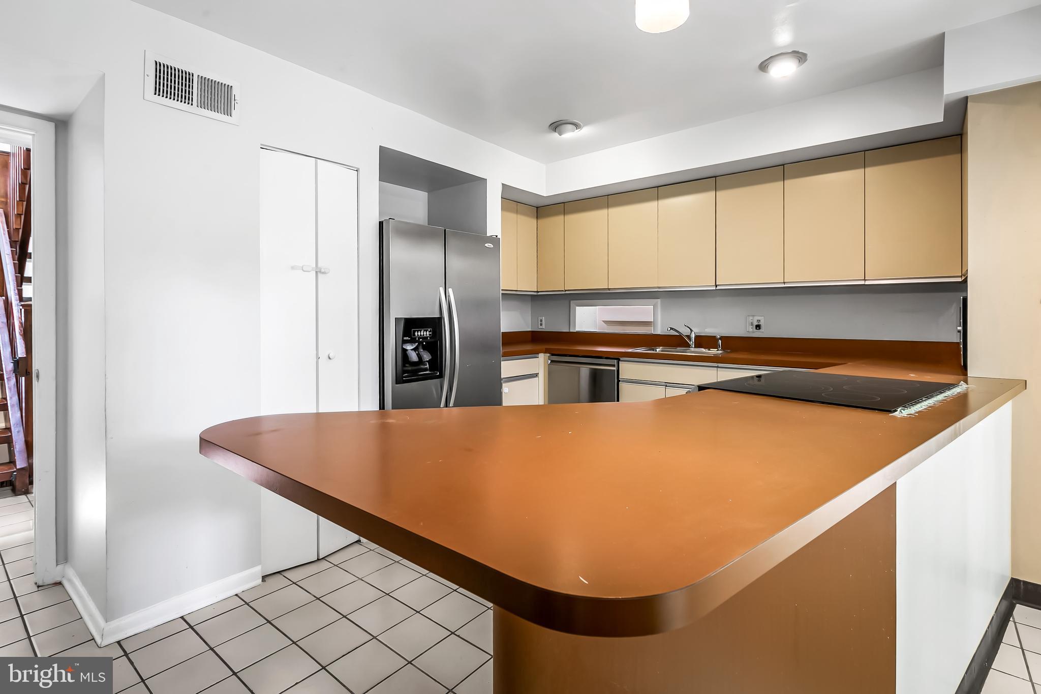 1102 Bryn Mawr Road Baltimore, MD 21210 - Photo 14 of 66