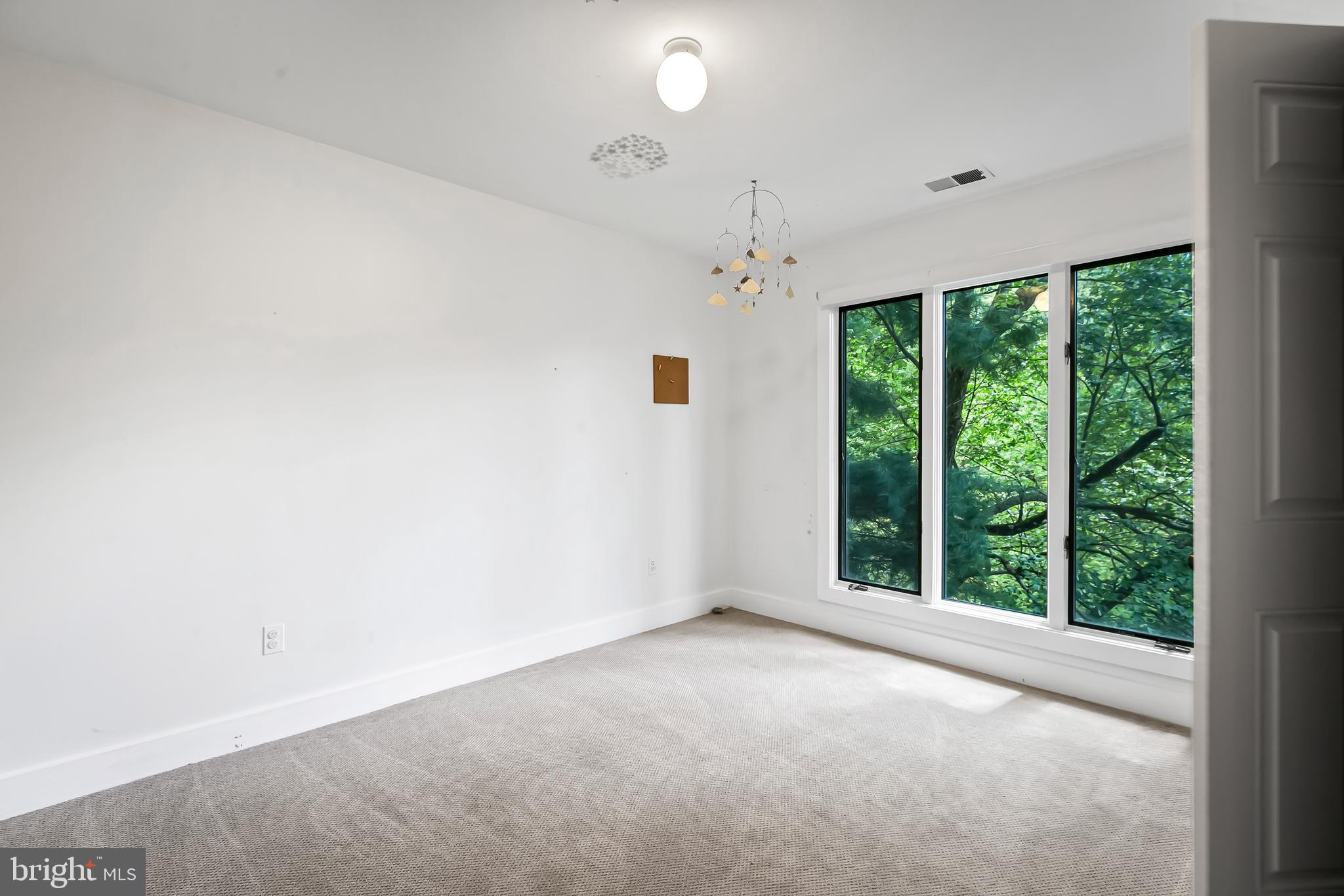 1102 Bryn Mawr Road Baltimore, MD 21210 - Photo 23 of 66