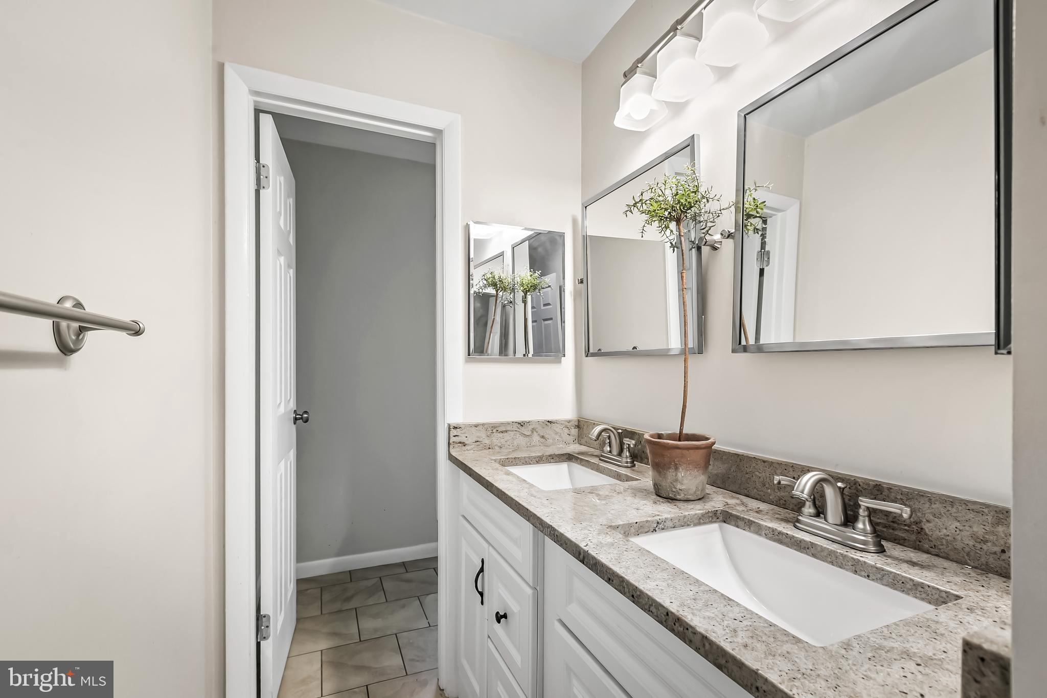 1102 Bryn Mawr Road Baltimore, MD 21210 - Photo 34 of 66