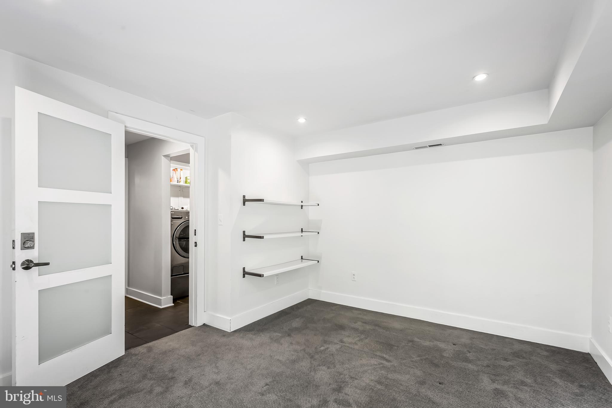1102 Bryn Mawr Road Baltimore, MD 21210 - Photo 38 of 66