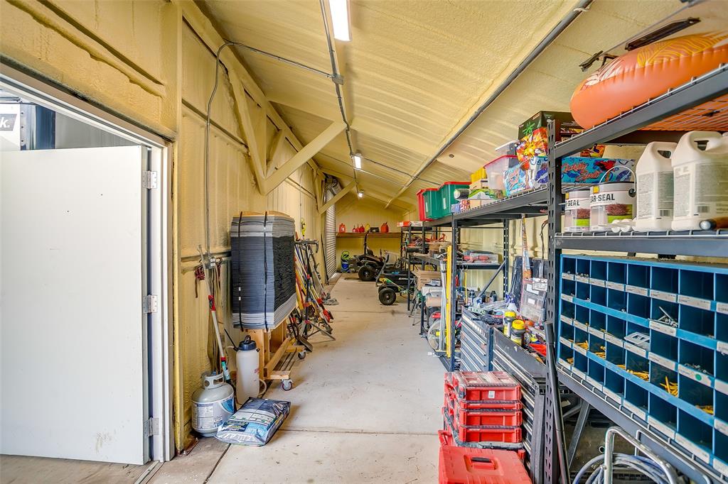 203 County Road 4221 Decatur, TX 76234 - Photo 26 of 40