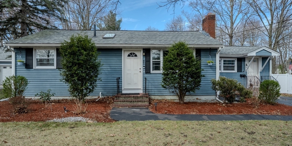 46 Burnham Road Lowell, MA 01852 - Photo 1 of 31 Gallery Image 1