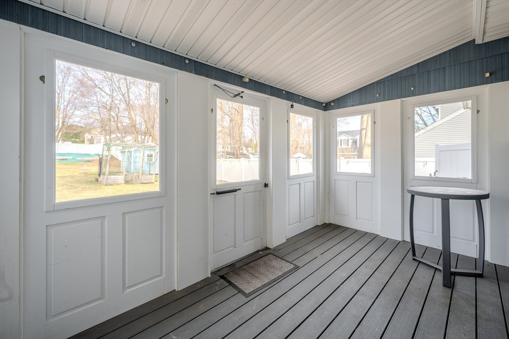 46 Burnham Road Lowell, MA 01852 - Photo 21 of 31 Gallery Image 21