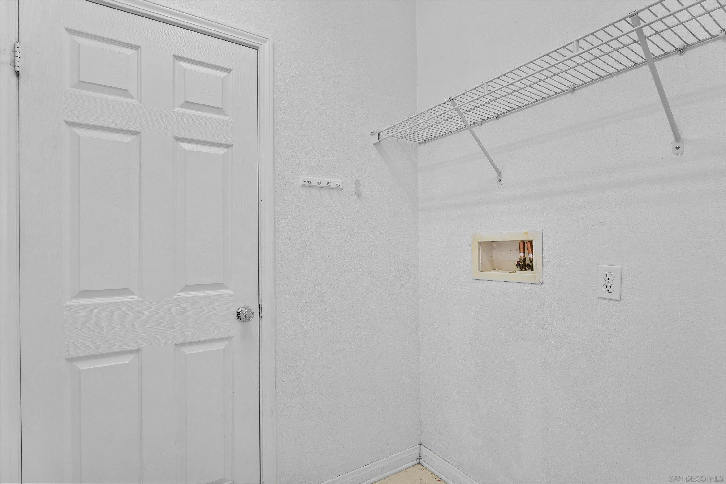 4437 Leonard Court Riverside, CA 92501 - Photo 23 of 46 Gallery Image 23