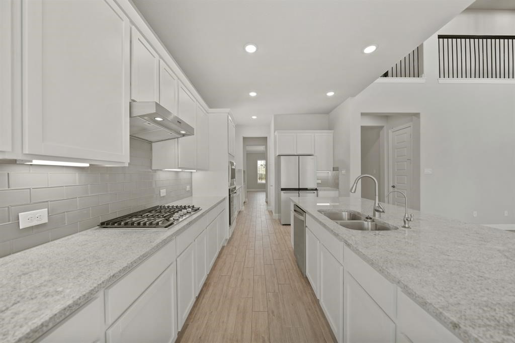 31302 Quartet Court Fulshear, TX 77441 - Photo 13 of 32