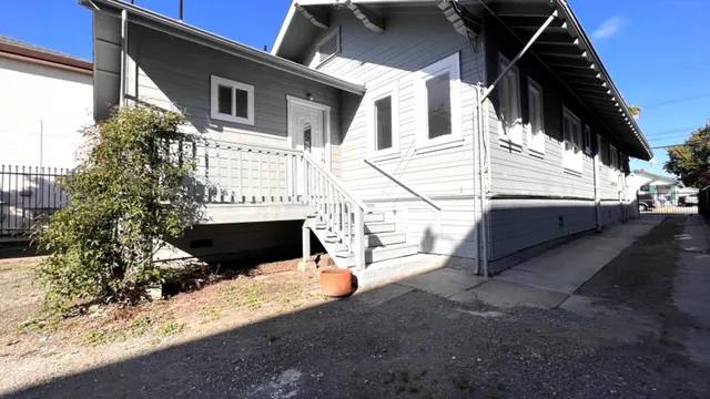 $999,000 | 1729 28th Avenue, Oakland, CA 94601