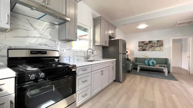 $999,000 | 1729 28th Avenue, Oakland, CA 94601