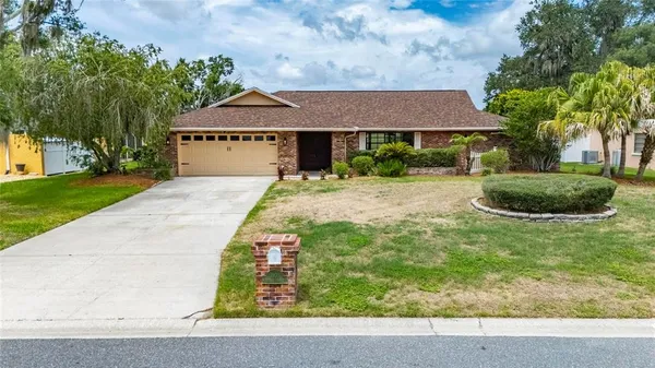 $439,000 | 1903 Country Club Court, Plant City, FL 33566