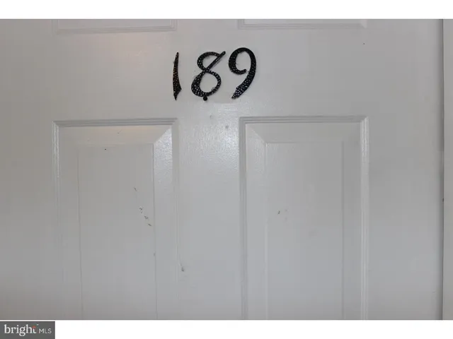 $199,700 | 189 Kenwood Drive, Sicklerville, NJ 08081