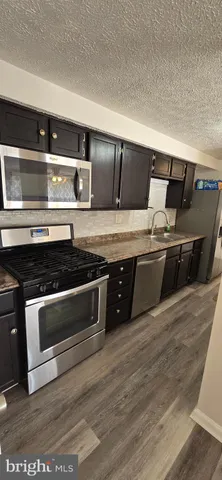 $199,700 | 189 Kenwood Drive, Sicklerville, NJ 08081