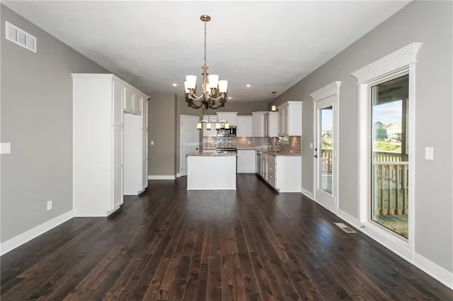 $519,600 | 11025 North Bristol Avenue, Kansas City, MO 64156