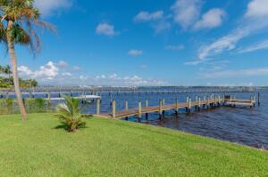 901 Southeast Riverside Drive Stuart, FL 34994 - Photo 28 of 53 RX-11119320_28