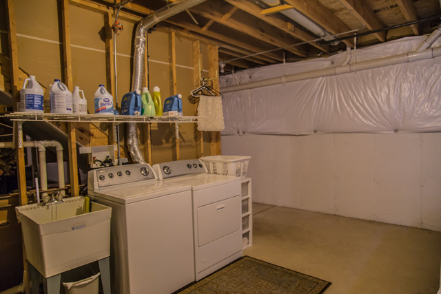 883 Oak Ridge Boulevard Elgin, IL 60120 - Photo 23 of 25
