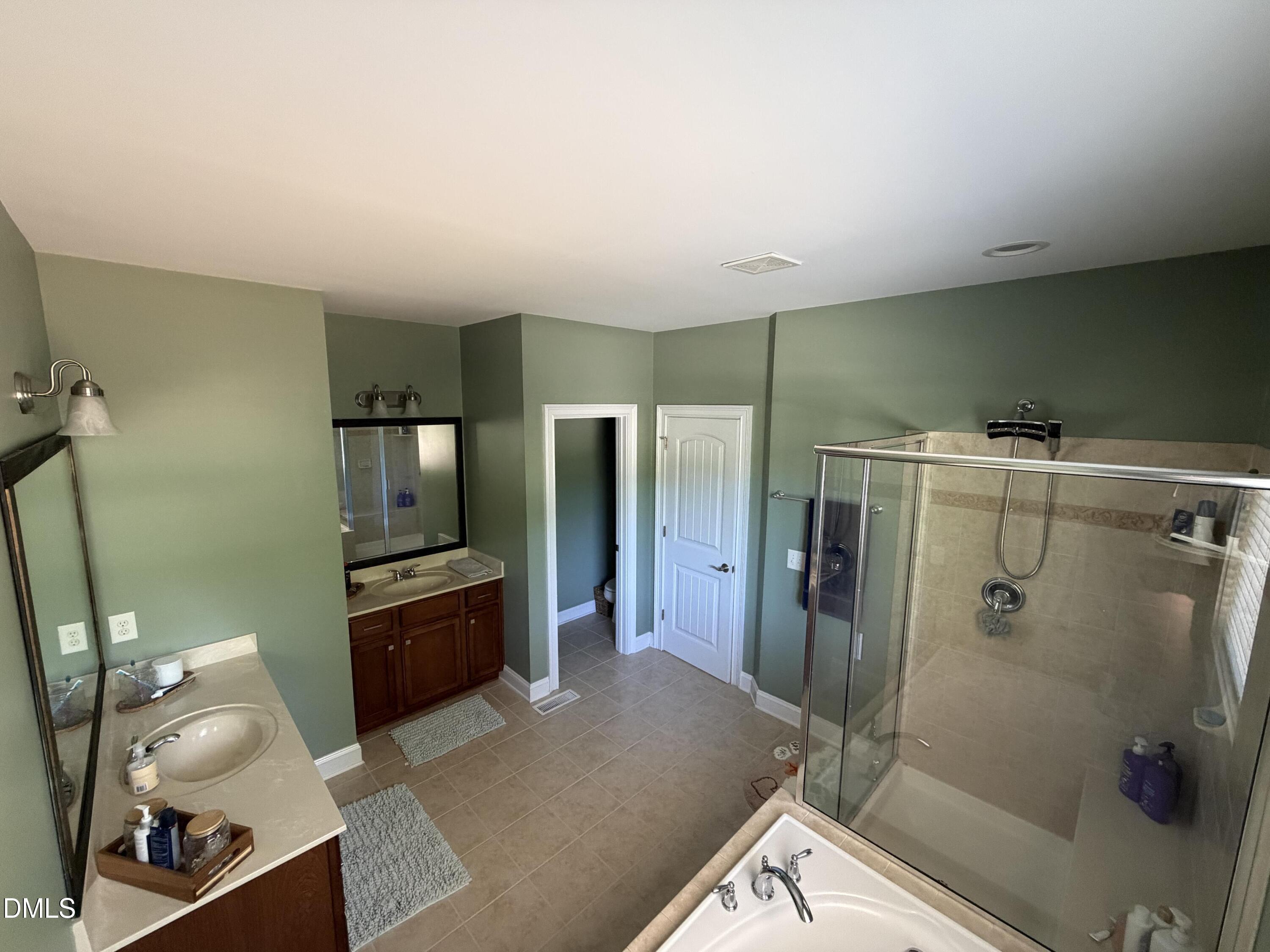 12913 Saxon Way Raleigh, NC 27613 - Photo 38 of 65