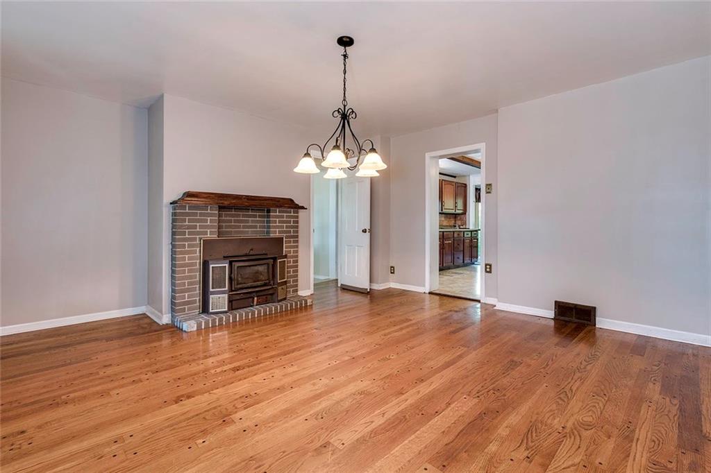 288 Linnwood Road Eighty Four, PA 15330 - Photo 11 of 25 Dining Room