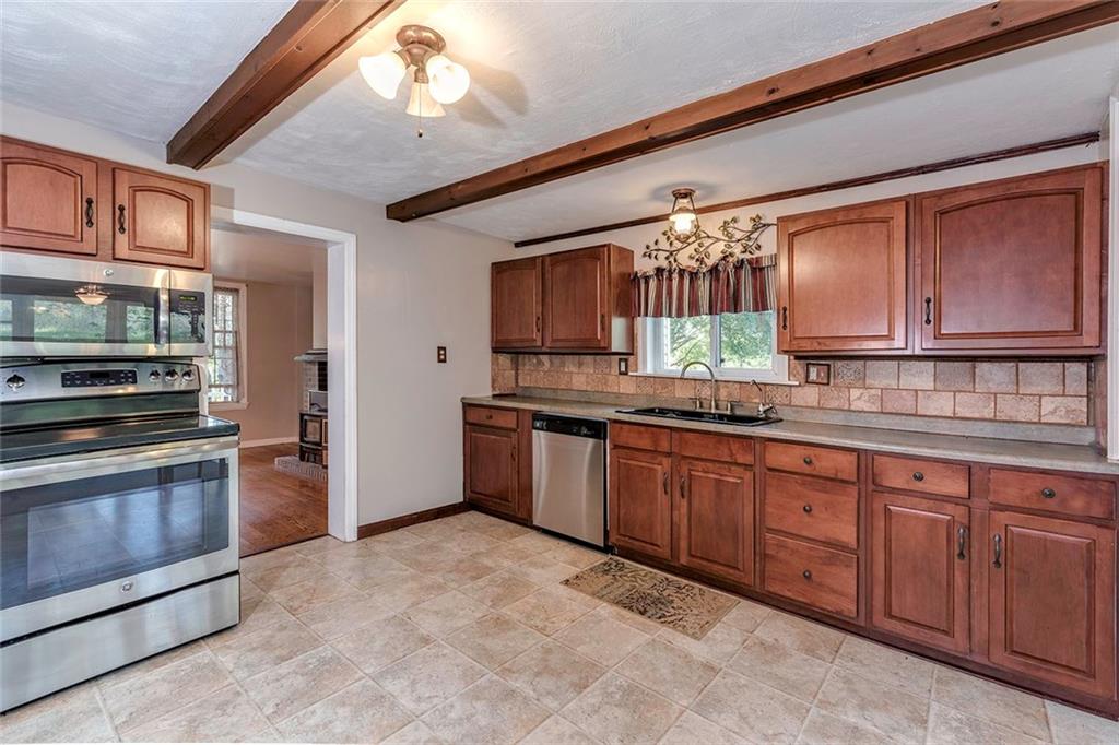 288 Linnwood Road Eighty Four, PA 15330 - Photo 13 of 25 Gallery Image 13