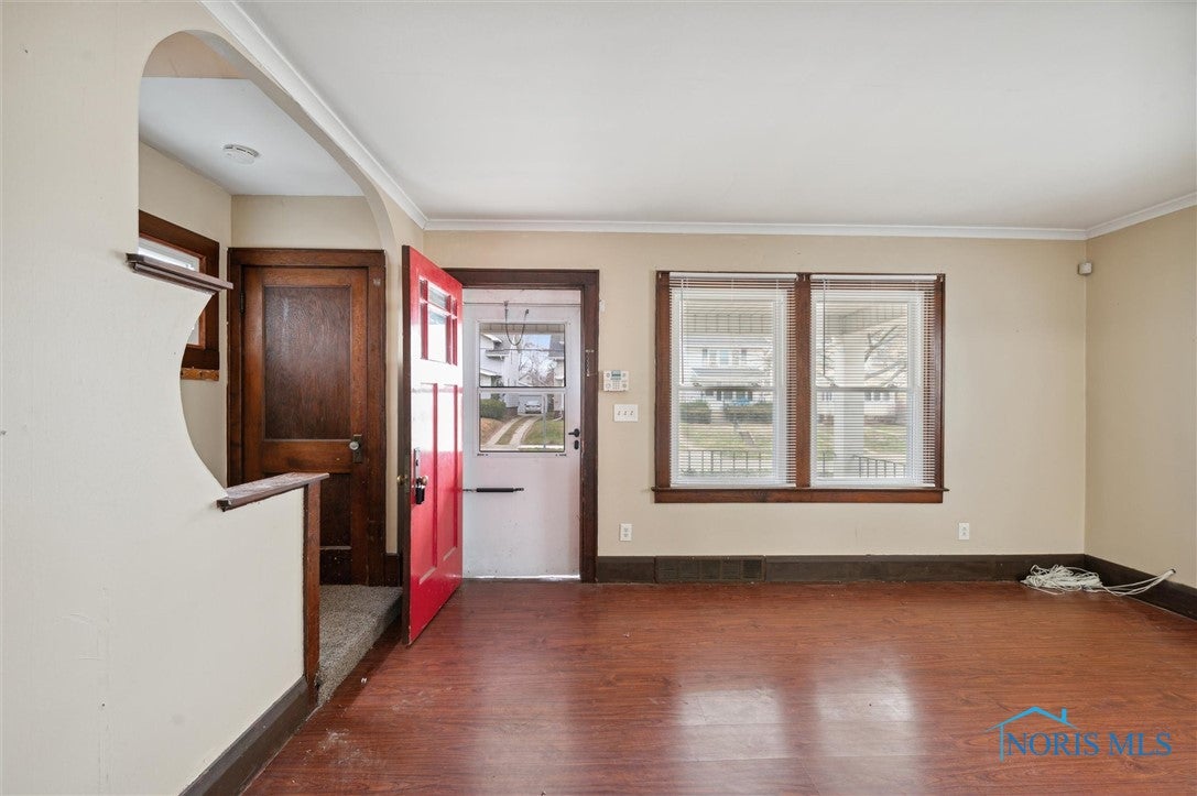 2045 Mansfield Road Toledo, OH 43613 - Photo 9 of 35 Gallery Image 9