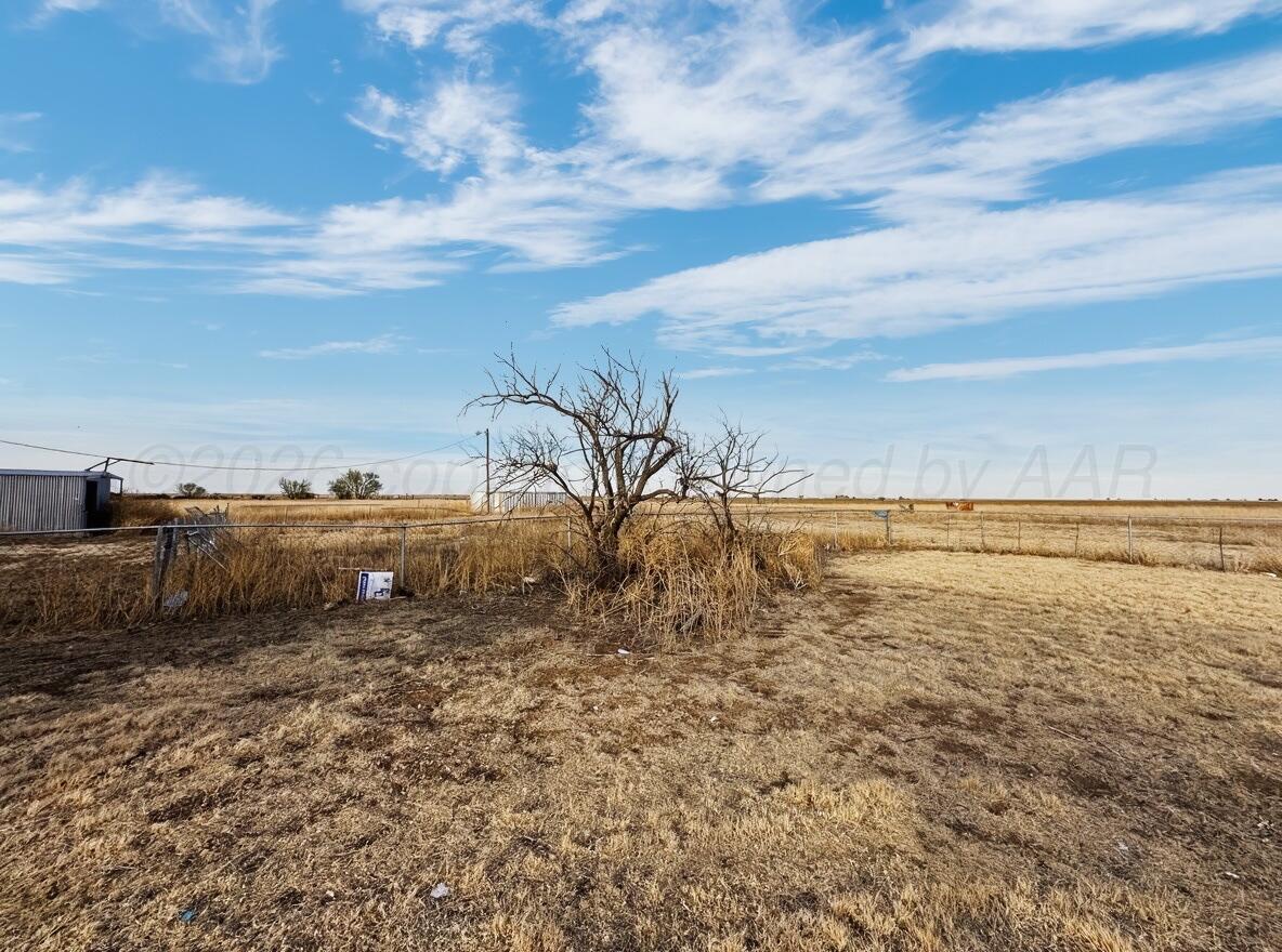 7811 Highway 86 Tulia, TX 79088 - Photo 5 of 19 a view of an ocean beach