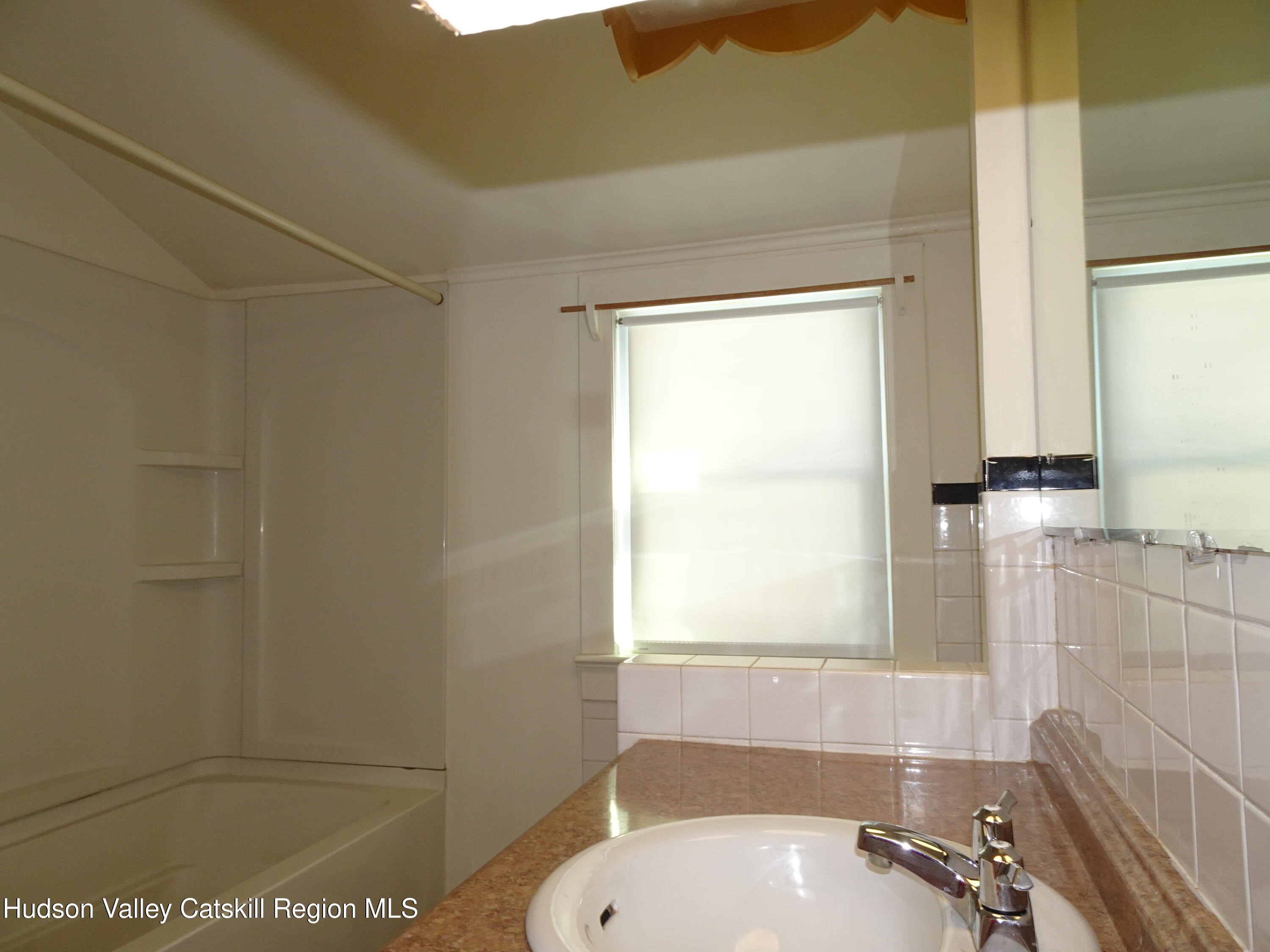 963 Co Rte 19 Elizaville, NY 12523 - Photo 21 of 33 DSC03905