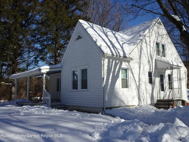 $2,900 | 963 Co Rte 19, Elizaville, NY 12523