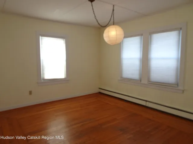 $2,900 | 963 Co Rte 19, Elizaville, NY 12523