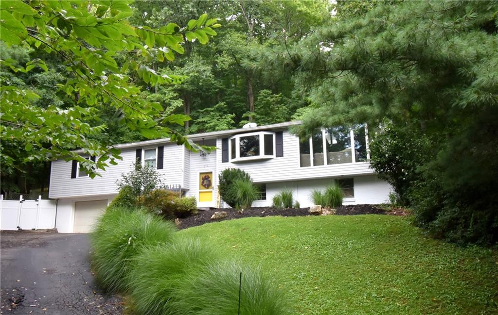 270 Kelly Road Washington, PA 15301 - Photo 1 of 25