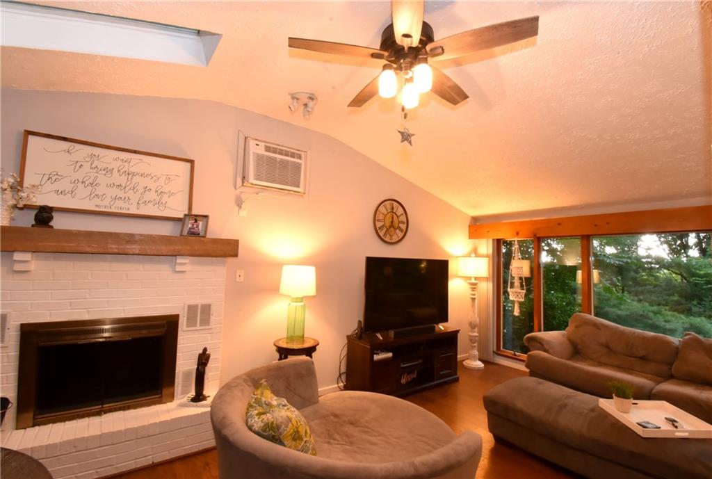 270 Kelly Road Washington, PA 15301 - Photo 6 of 25