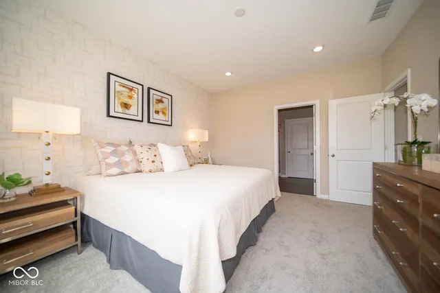 $379,900 | 3740 Marlowe Crk Drive, Clayton, IN 46118