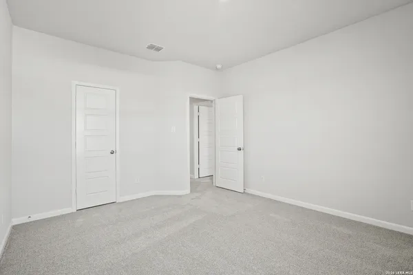 $295,688 | 11111 Luckenbach Loop, Converse, TX 78109